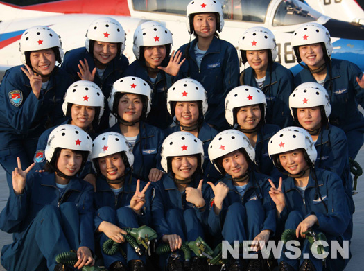 Lors du prochain défilé de la fête nationale du 1er octobre, 16 femmes pilotes de chasseurs à réaction survoleront la Place Tian'anmen, à Beijing.