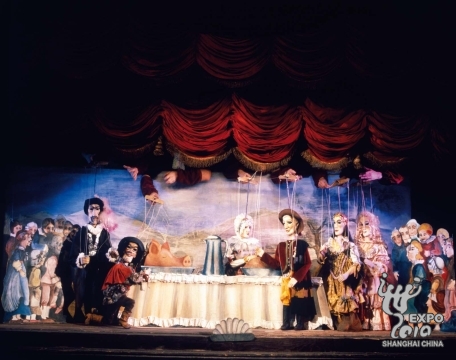 Pièce de marionnettes du Théâtre national de marionnettes. 