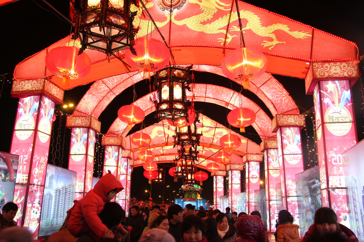 La Chine célèbre la Fête des Lanternes_1