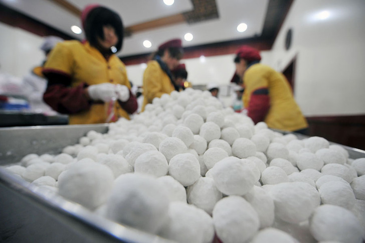 La Chine célèbre la Fête des Lanternes_5