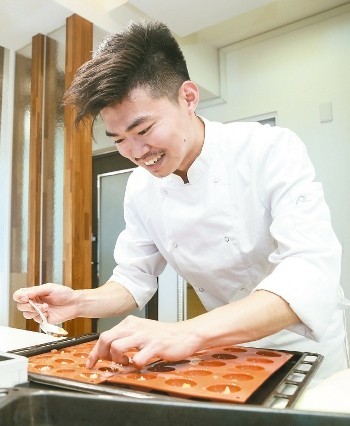 Un pâtissier chinois dans les cuisines de l&apos;Elysée