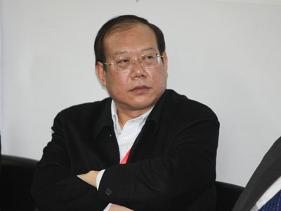 图文：毛乌素生物质热电公司总经理李京陆演讲