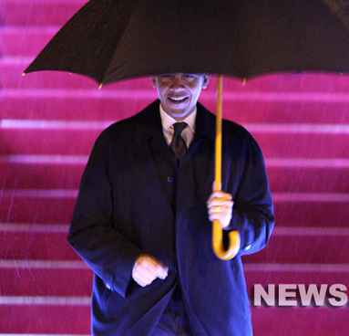  Le président des Etats-Unis Barack Obama est arrivé dimanche soir à Shanghai, entamant une visite d&apos;Etat en Chine.