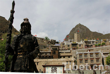 [Visite dans les régions tibétaines du Sichuan]--La voie de la renaissance du village tibétain Ganbao après le séisme
