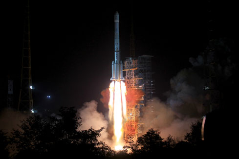 Chine: lancement de la sonde lunaire Chang&apos;e-3 avec un rover à bord (PAPIER GENERAL)